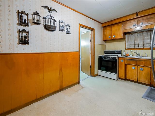 Builiding view four for 47 E Auburn, Ecorse, MI. 48229