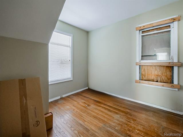 Builiding view twelve for 47 E Auburn, Ecorse, MI. 48229