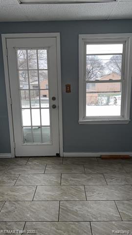 Builiding view eight for 1576 Morris, Lincoln Park, MI. 48146