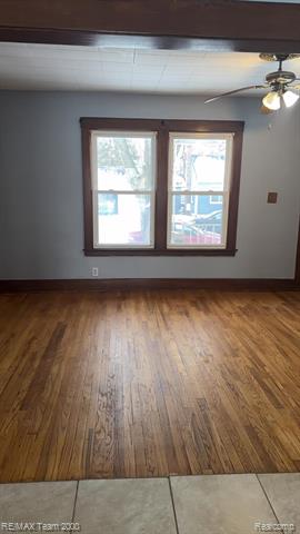 Builiding view three for 1576 Morris, Lincoln Park, MI. 48146