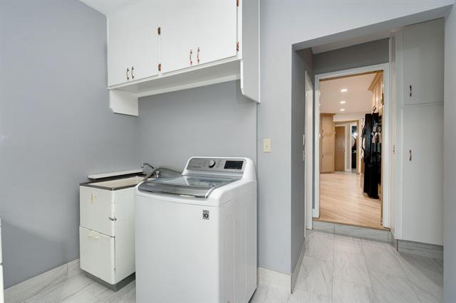 Builiding view twenty five for 16940 Jeanette, Southfield, MI. 48075