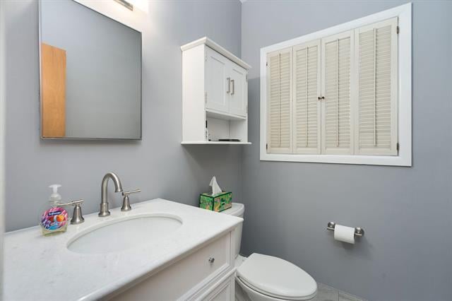 Builiding view twenty four for 16940 Jeanette, Southfield, MI. 48075