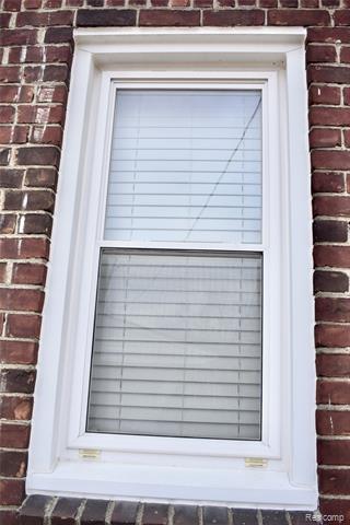 Builiding view fifty two for 15566 Horger, Allen Park, MI. 48101