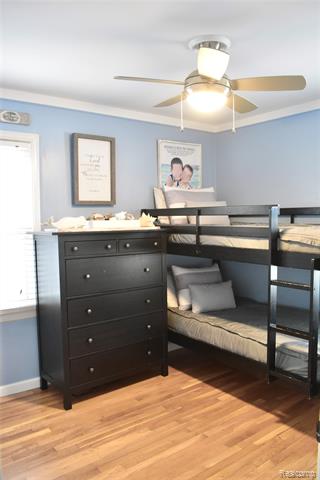 Builiding view forty one for 15566 Horger, Allen Park, MI. 48101