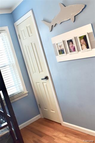 Builiding view forty two for 15566 Horger, Allen Park, MI. 48101