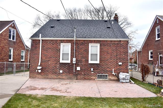 Builiding view four for 15566 Horger, Allen Park, MI. 48101