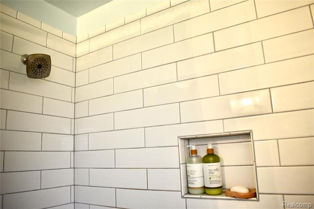 Builiding view twenty six for 15566 Horger, Allen Park, MI. 48101