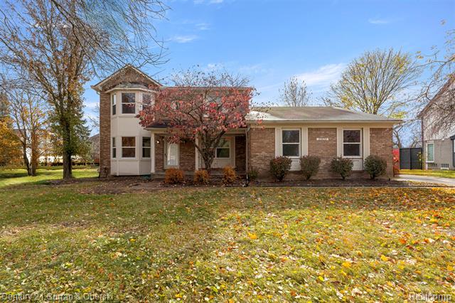 Builiding view forty three for 37829 Stableview, Farmington, MI. 48335