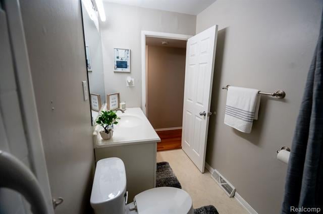 Builiding view eleven for 2040 Paris, Lincoln Park, MI. 48146