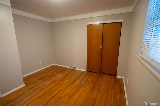 Builiding view fourteen for 2040 Paris, Lincoln Park, MI. 48146