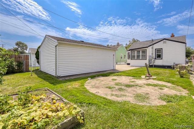 Builiding view twenty five for 2790 Blanche, Melvindale, MI. 48122