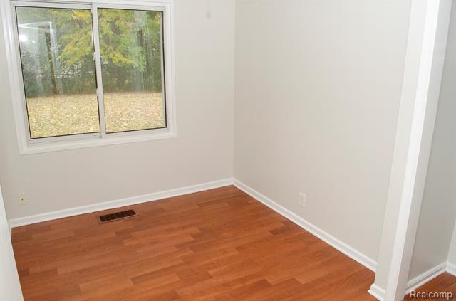 Builiding view five for 24481 Republic, Oak Park, MI. 48237