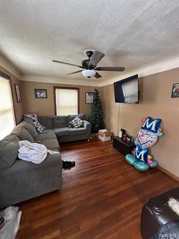 Builiding view four for 1836 Reo, Lincoln Park, MI. 48146