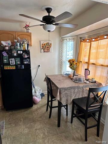 Builiding view three for 1836 Reo, Lincoln Park, MI. 48146