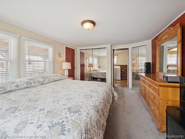 Builiding view twenty for 14617 College, Allen Park, MI. 48101