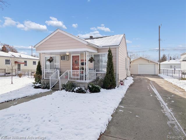 front view for 14617 College, Allen Park, Mi. 48101