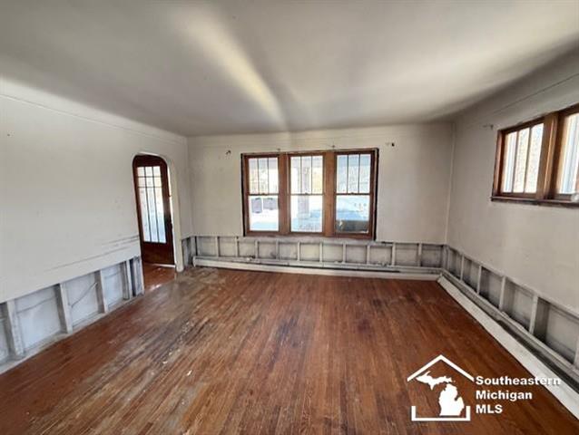 Builiding view four for 28264 Waltz, New Boston, MI. 48164