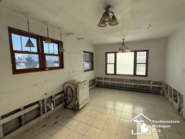 Builiding view six for 28264 Waltz, New Boston, MI. 48164