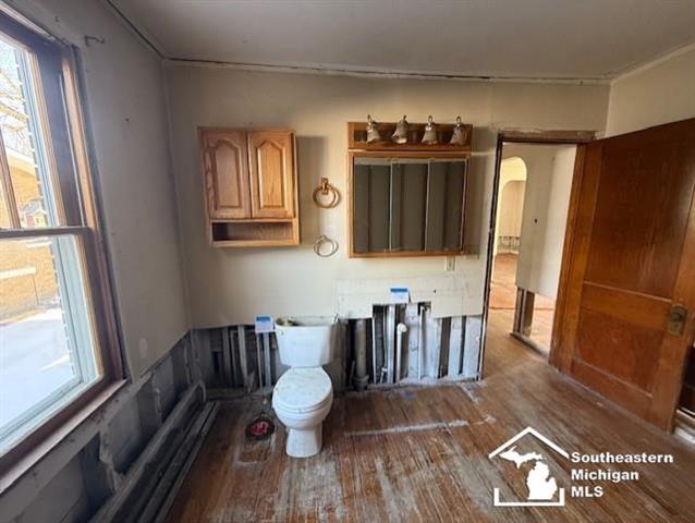 Builiding view twelve for 28264 Waltz, New Boston, MI. 48164