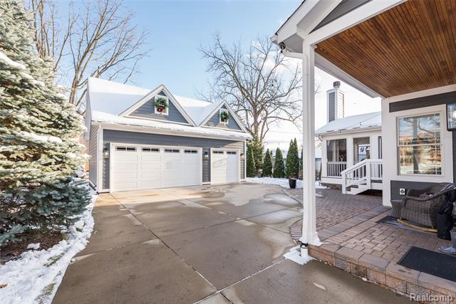 Builiding view fifty nine for 149 S Union, Plymouth, MI. 48170