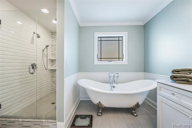 Builiding view forty for 149 S Union, Plymouth, MI. 48170