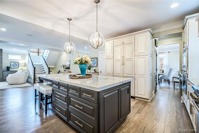 Builiding view sixteen for 149 S Union, Plymouth, MI. 48170