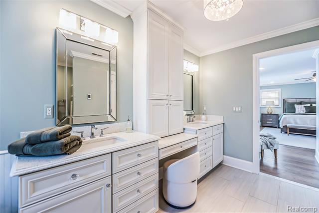 Builiding view thirty eight for 149 S Union, Plymouth, MI. 48170