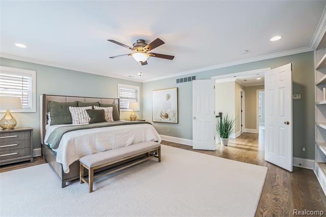 Builiding view thirty five for 149 S Union, Plymouth, MI. 48170