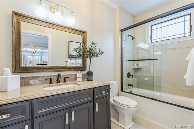 Builiding view twenty six for 149 S Union, Plymouth, MI. 48170