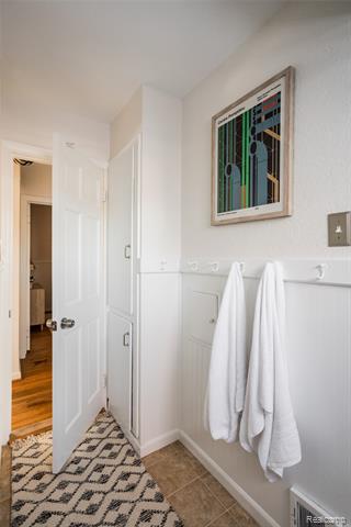 Builiding view eighteen for 3150 Horton, Ferndale, MI. 48220