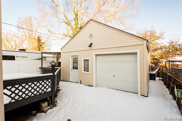 Builiding view forty four for 3150 Horton, Ferndale, MI. 48220