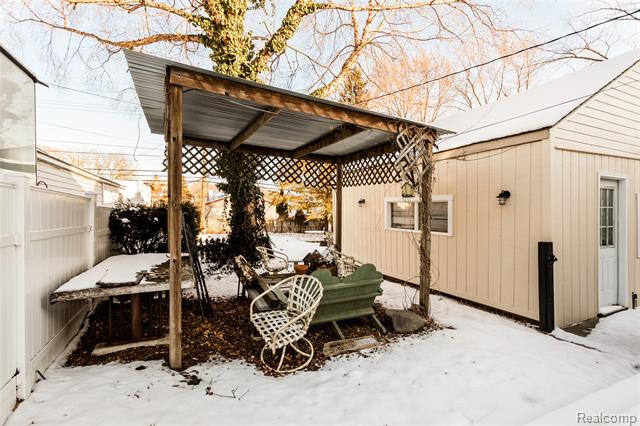 Builiding view forty six for 3150 Horton, Ferndale, MI. 48220