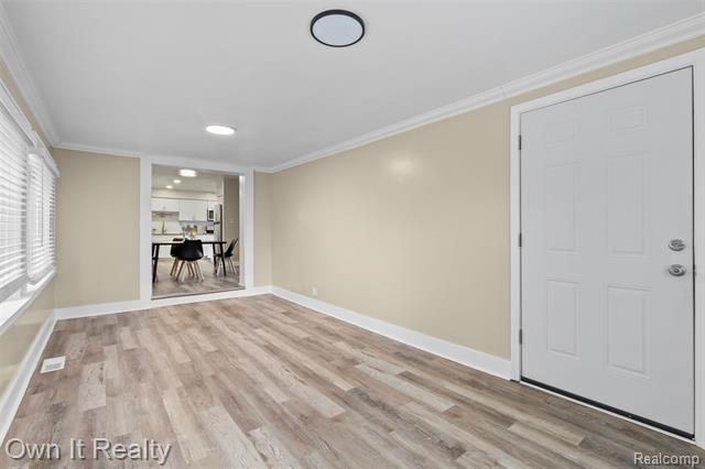 Builiding view three for 24701 Scotia, Oak Park, MI. 48237