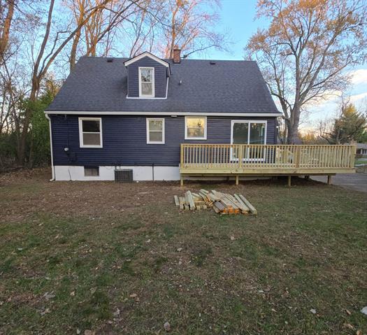 Builiding view three for 25725 Dunbar, Southfield, MI. 48033