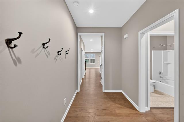 Builiding view eighty three for 2994 Montana Way, Ann Arbor, MI. 48105