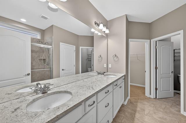 Builiding view seventy one for 2994 Montana Way, Ann Arbor, MI. 48105