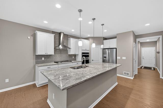 Builiding view seventy six for 2994 Montana Way, Ann Arbor, MI. 48105