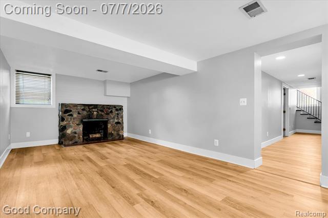 Builiding view eighteen for 407 E Maryland, Royal Oak, MI. 48067