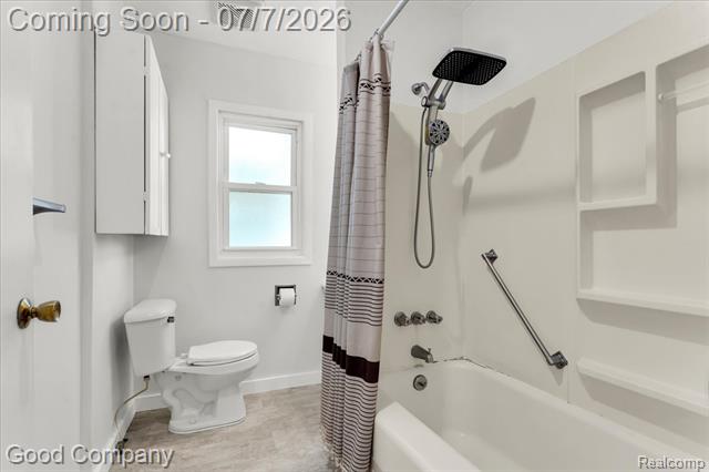 Builiding view fifteen for 407 E Maryland, Royal Oak, MI. 48067