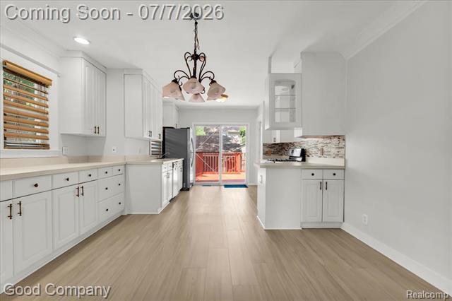 Builiding view nine for 407 E Maryland, Royal Oak, MI. 48067