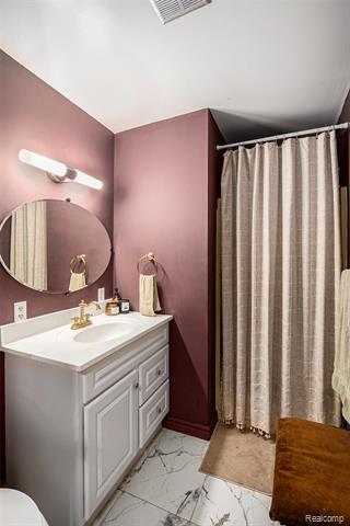 Builiding view eighteen for 896 Saginaw, Mayville, MI. 48744