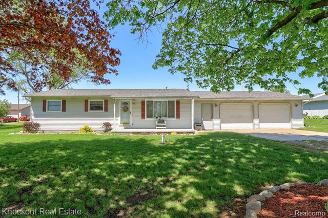 front view for 3698 Barnes Road, Millington, Mi. 48746