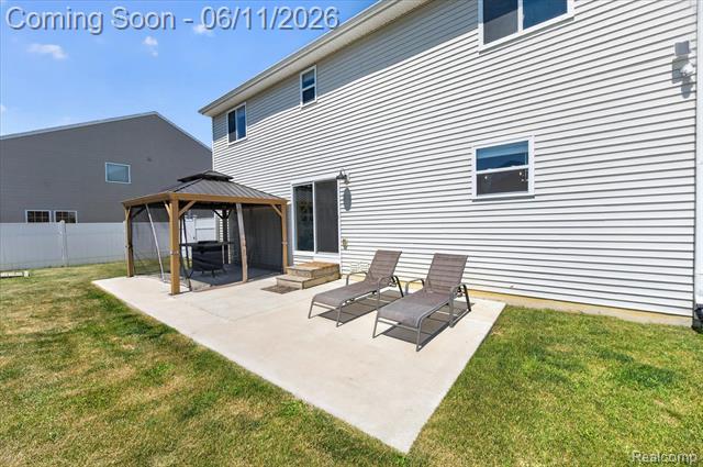 Builiding view thirty one for 3081 Stratford, Flushing, MI. 48433