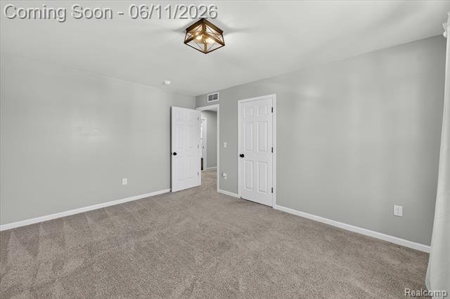 Builiding view twenty four for 3081 Stratford, Flushing, MI. 48433