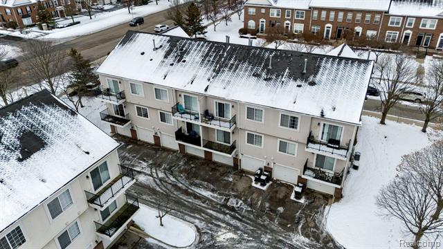 Builiding view forty eight for 43046 Strand, Sterling Heights, MI. 48313