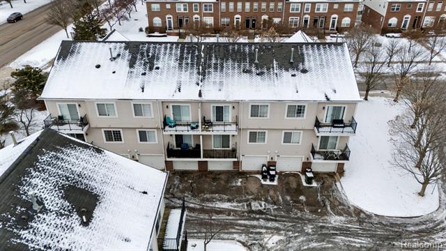 Builiding view forty nine for 43046 Strand, Sterling Heights, MI. 48313