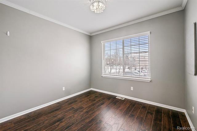 Builiding view twenty nine for 43046 Strand, Sterling Heights, MI. 48313