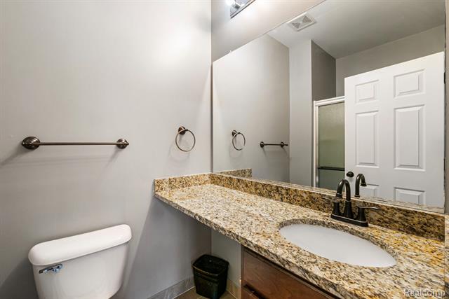 Builiding view twenty seven for 43046 Strand, Sterling Heights, MI. 48313