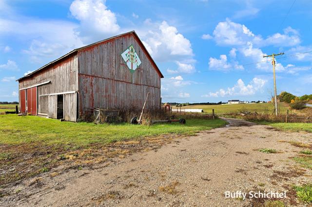 Builiding view fifty four for 20017 7 Mile, Reed City, MI. 49677