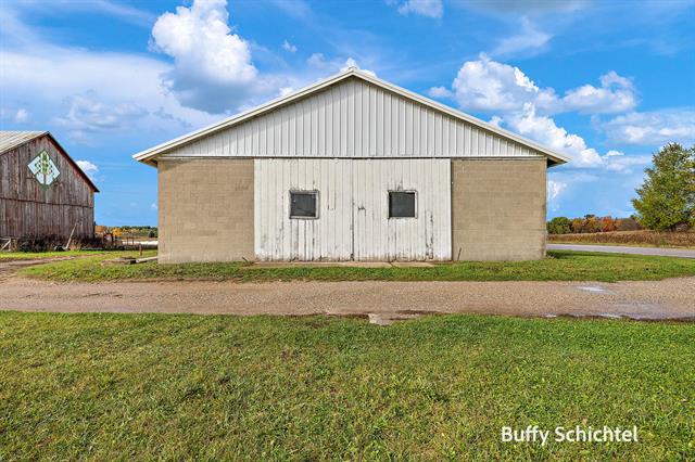 Builiding view thirteen for 20017 7 Mile, Reed City, MI. 49677